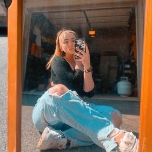 Meet your Posher, Christina